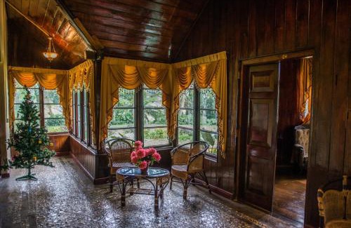 Hatton Villa | Royal Majesty Bungalow