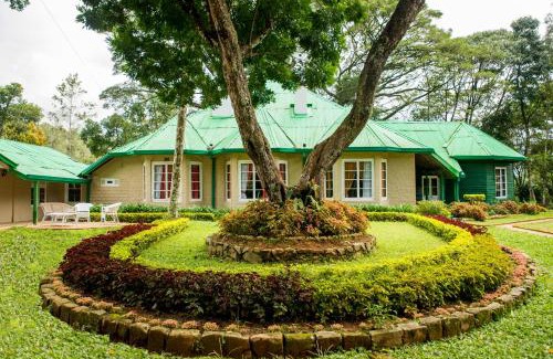 Hatton Villa | Royal Majesty Bungalow