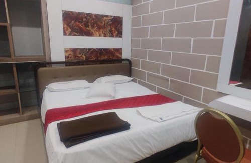 Ambur Hotel | Royal Mughal