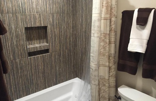 Blowing Rock Apartment | Royal Oak 111 Condo