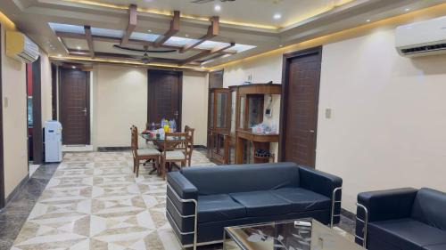 Jasola Apartment | Royal Palace 1 BHK - Kitchen, Balcony, lift, Gym,