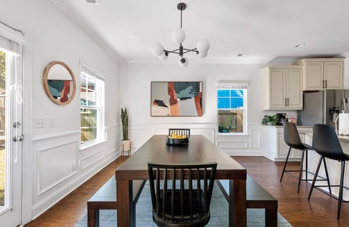North Charleston House | Royal Palm: Luxurious Living