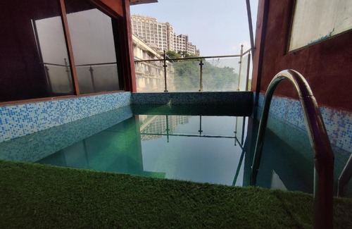 Aarey Colony Villa | Royal Palms Party House