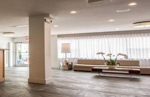 North Beach Hotel | Royal Park Miami Magnificent Room with Pool