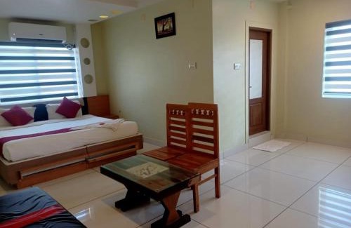 Cherplassery Hotel | Royal Plaza Residency