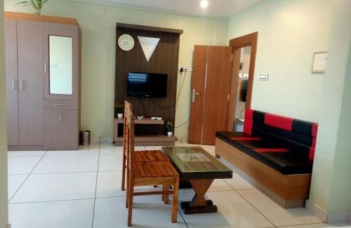 Cherplassery Hotel | Royal Plaza Residency