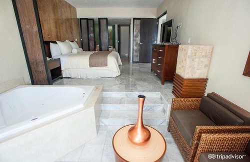 Punta Cancun Apartment | Royal Residence