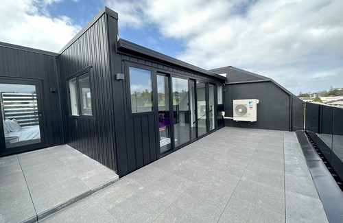 Royal Oak Apartment | Royal Residency