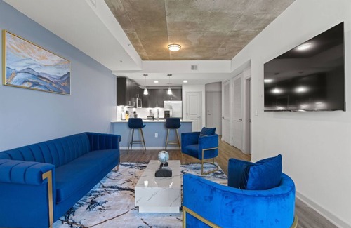 Home Park Apartment | Royal Retreat