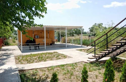 Crisan Cabin | Royal