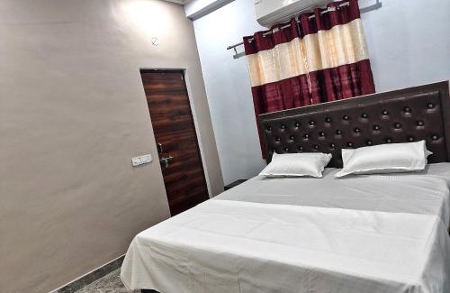 Varanasi Nagar Nigam Apartment | Royal Rudraksh Palace