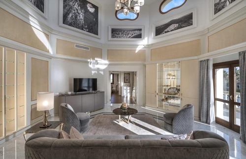 San Roque Apartment | Royal Suite at The San Roque Club