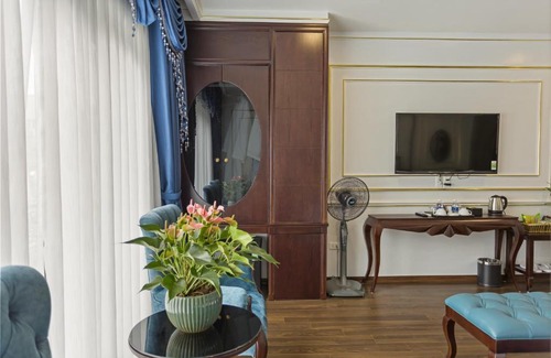 Ha Dong Hotel | Royal Văn Phú Hotel