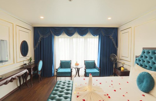 Ha Dong Hotel | Royal Văn Phú Hotel