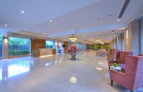 Taj Ganj Hotel | Royale Sarovar Portico Agra