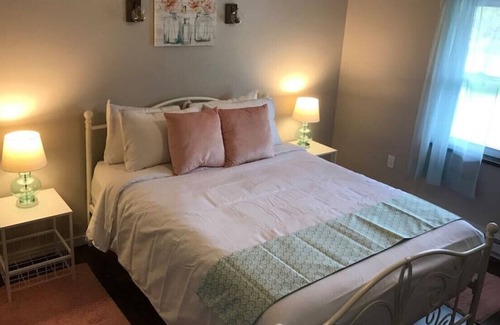 Confluence Apartment | RR2 · Riverview2,Bike,Hike and Fish From Your Front Door