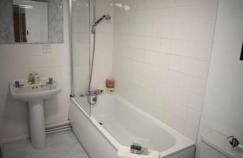 Milcombe Hotel | Ru's Inn at the Horse and Groom