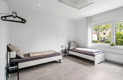 Ruesselsheim Apartment | RU01 Wohnung mit Terrasse!
