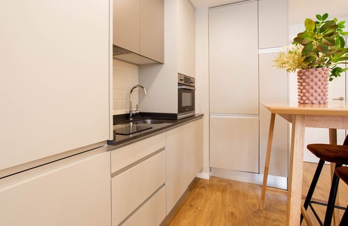 Ciudad Lineal Apartment | Rubik IX apartment in Madrid