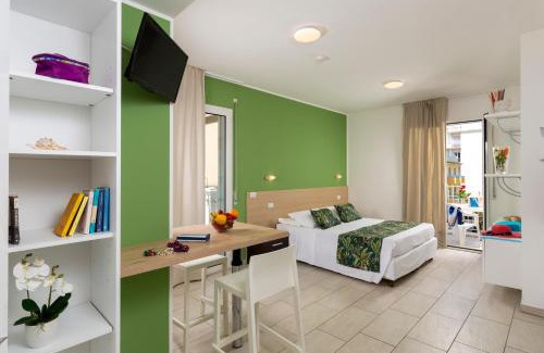 Fogliano Marina Apartment | Rubino Apartments - "Capodanno Esclusivo Solo per Giovani"