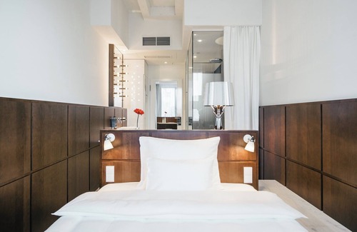 Augustenstraße Hotel | Ruby Lilly Hotel Munich