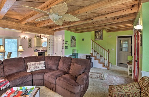 Boswell Cottage | Ruby’s Landing Cottage w/Deck & White River Views