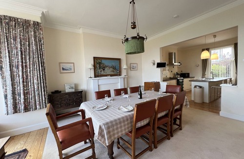 Earlsferry Cottage | Ruddon Grange, Elie - a house that sleeps 8 guests in 4 bedrooms