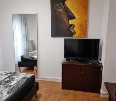 Eaux-Vives Vollandes Apartment | Rue de l'Indiennerie 3