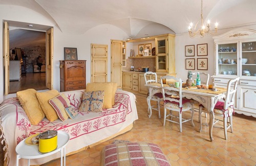 Menton Apartment | Rue Longue, Menton, France