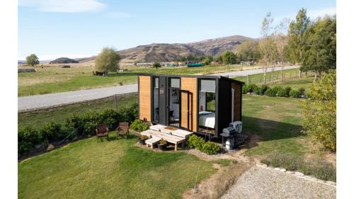 Tarras House | Ruffell Ranch Cabin by Tiny Away