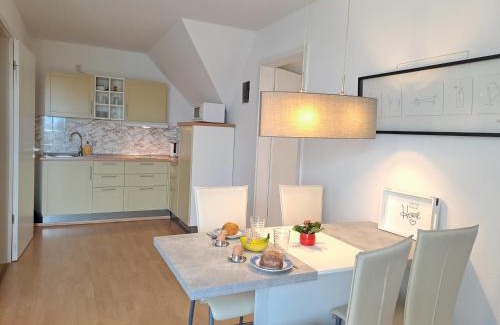 Kaegsdorf Apartment | Ruhepol am Meer - Apartment mit Balkon