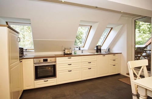 Bergen auf Ruegen Apartment | Ruhig und Idyllische Lage, Ahoi Erlebnisbad Gratis - Gutshaus Silvitz Fewo 03 - Gutshaus Silvitz