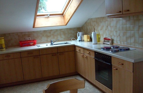 Oblfing Apartment | Ruhige, große Ferienwohnung in ländlicher Idylle