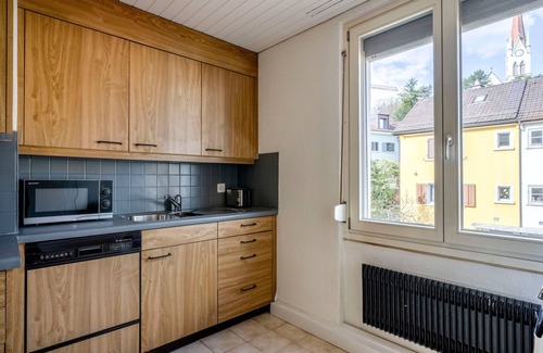 Wipkingen Apartment | Ruhige Wipkingen 3 ZW, nah Limmat, 15 min von HB, by Blueground