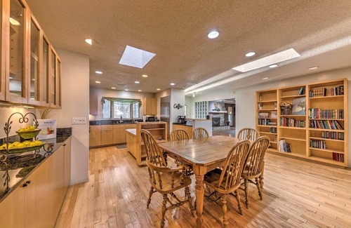 Ruidoso Cottage | Ruidoso Getaway w/Deck - 16 Mi to Ski Apache
