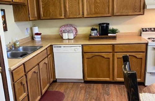 Ruidoso Condo | Ruidoso NM 4/3.5 Mountain Retreat w/Game Room/Pool Table, and Close to Golf/Ski