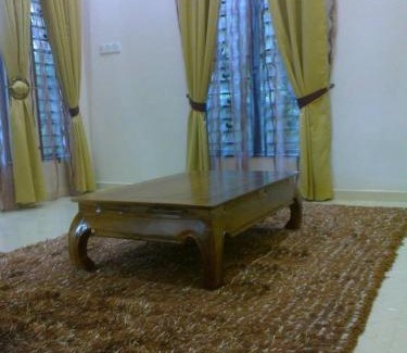 Wakaf Che Yeh House | RumahTamu SURURINA