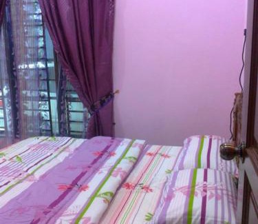 Wakaf Che Yeh House | RumahTamu SURURINA
