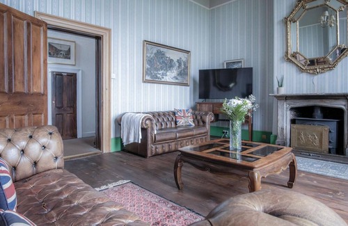 Long Barn House | Rumwell Park - 8 Bedroom Manor House- Taunton