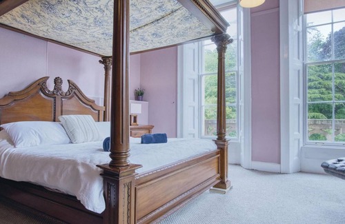 Long Barn House | Rumwell Park - 8 Bedroom Manor House- Taunton