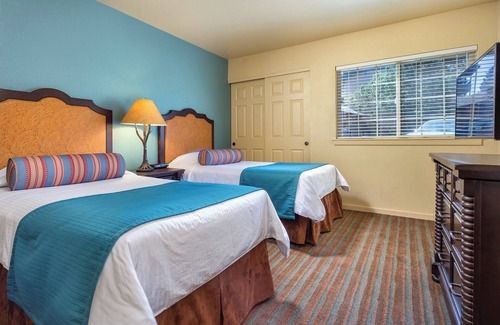 Klamath Falls Resort | Running Y! Breathtaking Mountain Views