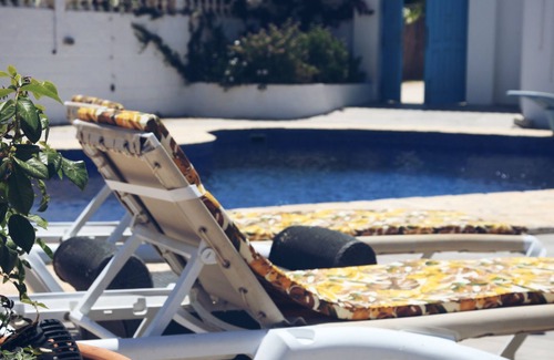 Coin Apartment | RunWild Hen Party Pool Fun for 12