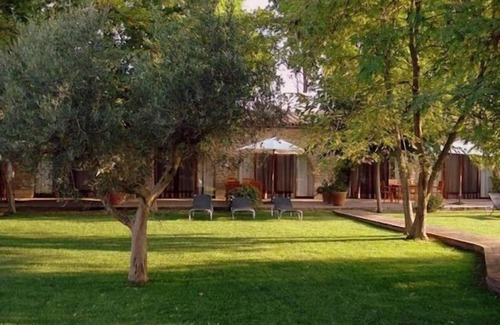 Torroella de Montgri Cottage | Rural apartment Mas D'en Bou for 4 people