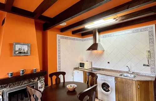 Villaviciosa Apartment | Rural apartment Aptos. turísticos Paseo de la Alameda for 2 people