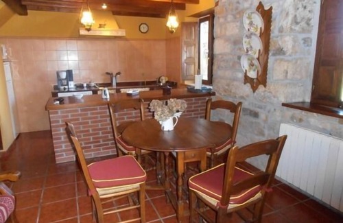 Villaviciosa Cottage | Rural house (full rental) El Prado de la Romía for 4 people