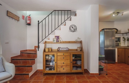 Calabazares House | Rural House 'Las Nubes' with Mountain Views, Wi-Fi, and Air Conditioning