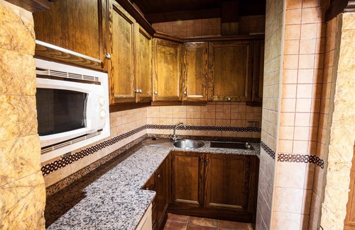 Mecina Bombaron Apartment | Rural lodging Los Castaños 2 pers. with spa and pool