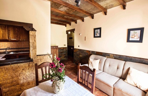 Mecina Bombaron Apartment | Rural lodging Los Castaños 2 pers. with spa and pool