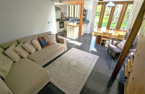 Chichester Apartment | Rural Mezzanine Studio with Shared Swimming Pool, Tennis, Table Tennis & zip wire
