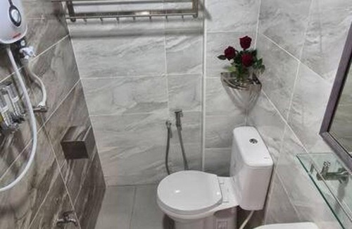 Taman Century Cottage | Rusa Cottage (Sleeps 10 pax - 1 min walk from KSL)